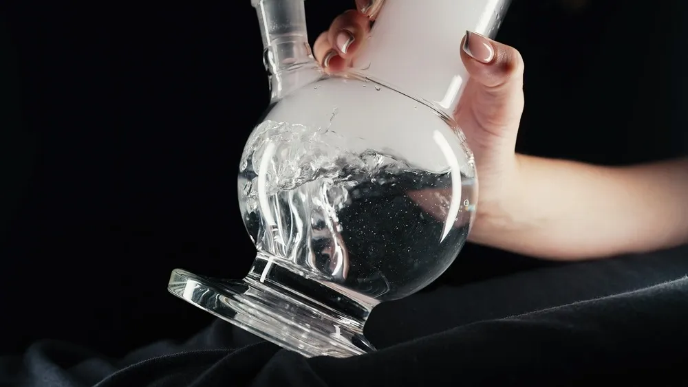 What are the different Types of Bongs